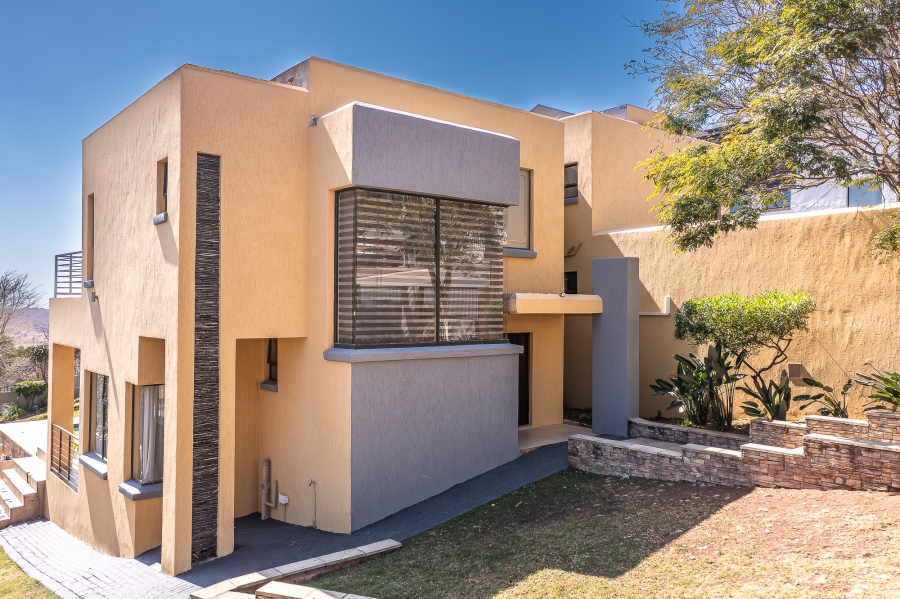 3 Bedroom Property for Sale in Protea Ridge Gauteng