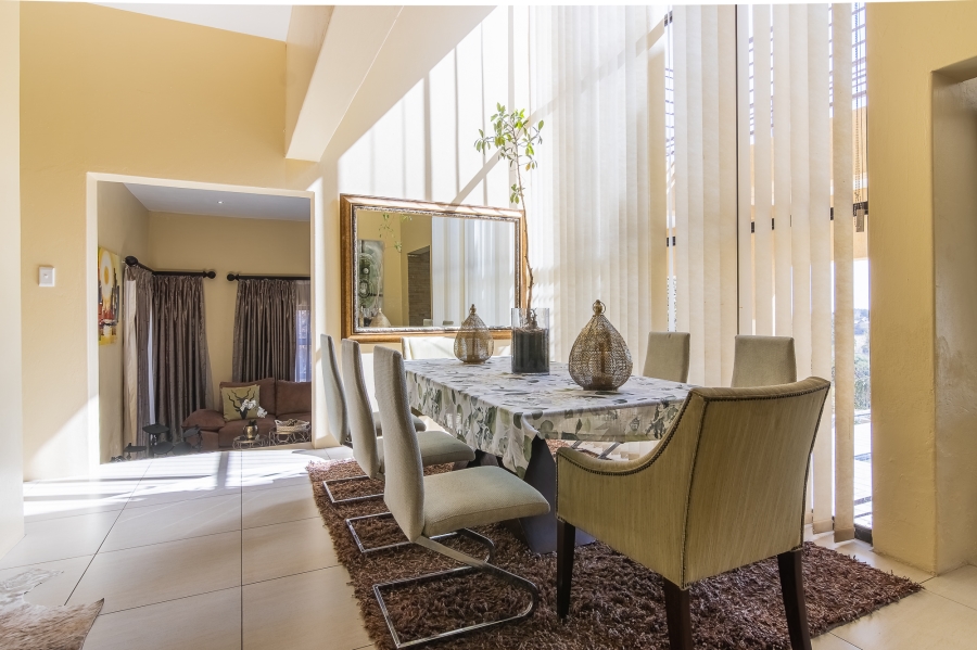 3 Bedroom Property for Sale in Protea Ridge Gauteng