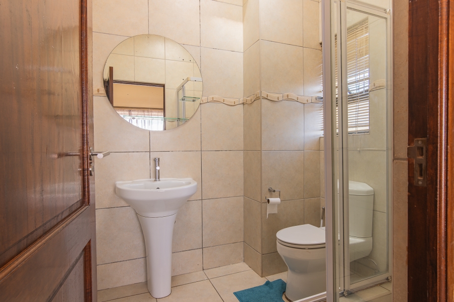 3 Bedroom Property for Sale in Protea Ridge Gauteng