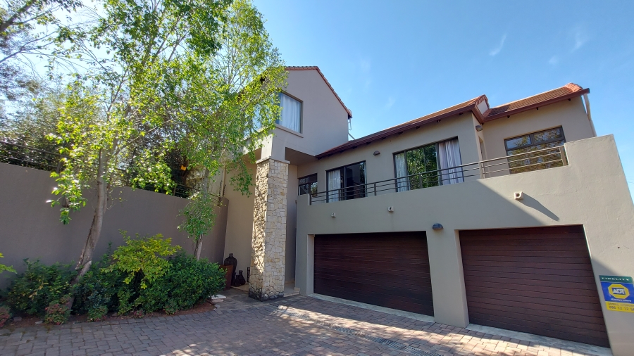 5 Bedroom Property for Sale in Waterkloof Ridge Gauteng