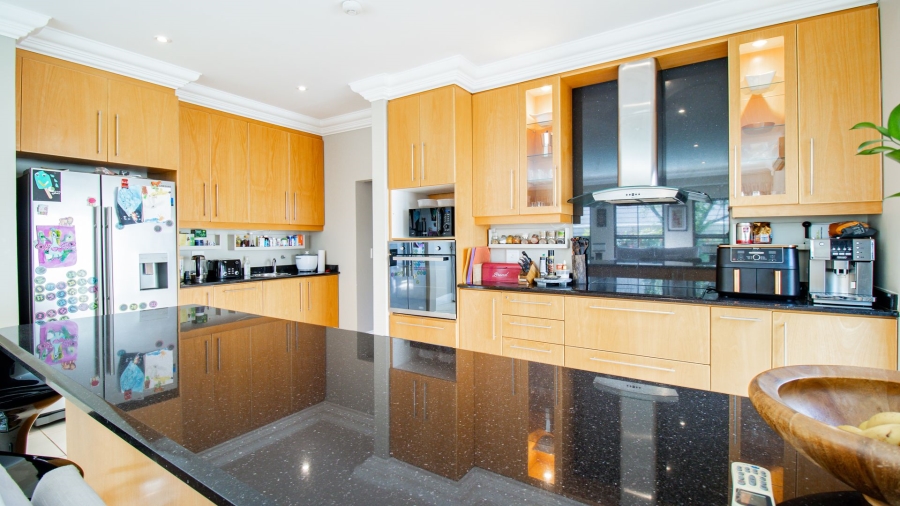 To Let 4 Bedroom Property for Rent in Morningside Gauteng