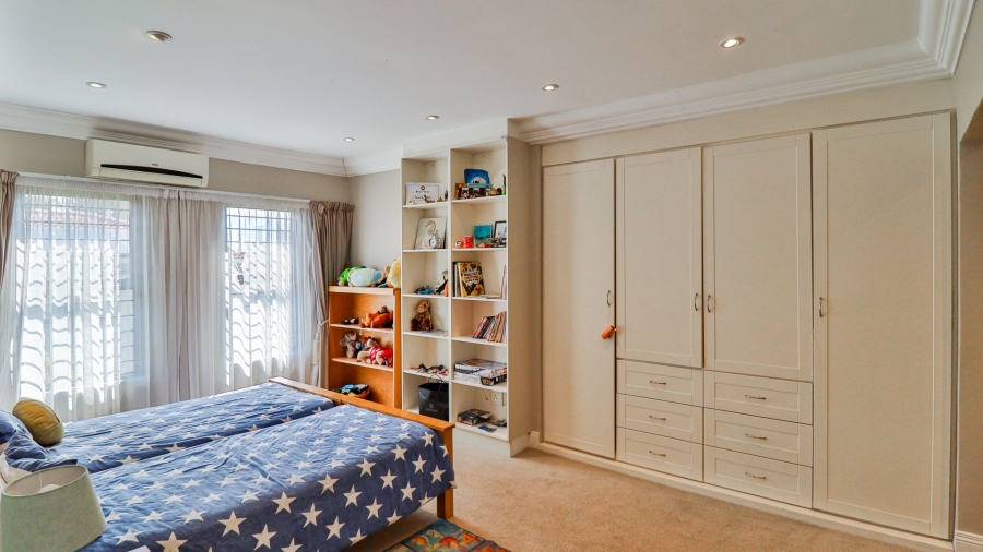 To Let 4 Bedroom Property for Rent in Morningside Gauteng