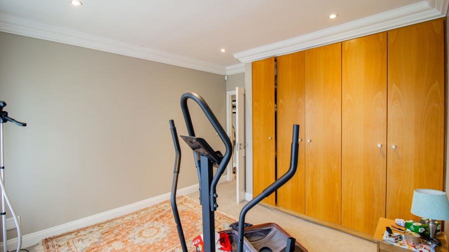 To Let 4 Bedroom Property for Rent in Morningside Gauteng