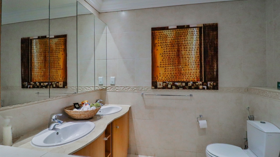 To Let 4 Bedroom Property for Rent in Morningside Gauteng