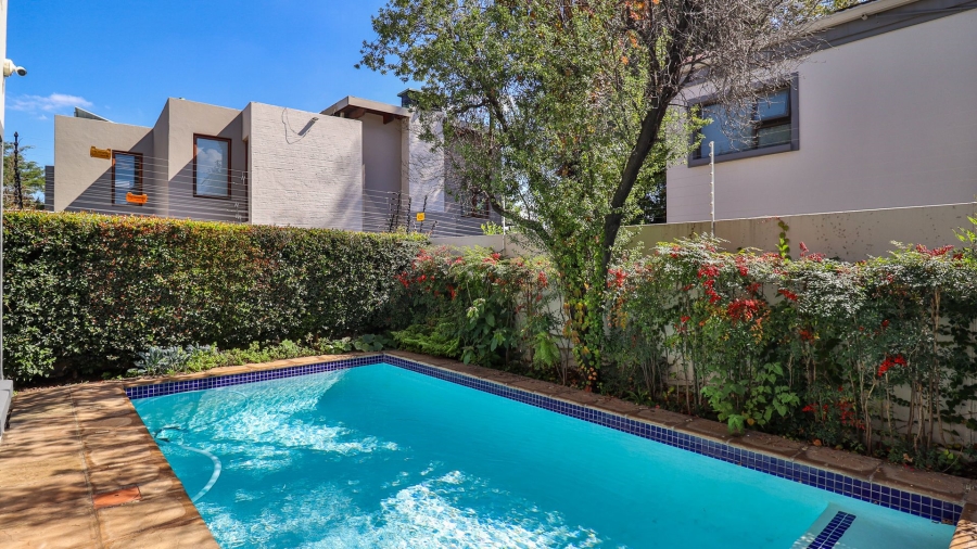 To Let 4 Bedroom Property for Rent in Morningside Gauteng