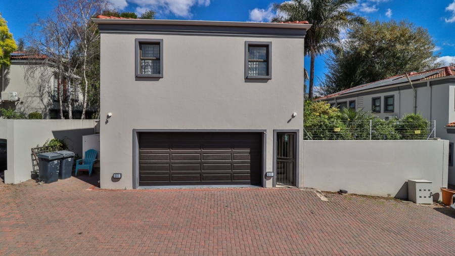 To Let 4 Bedroom Property for Rent in Morningside Gauteng
