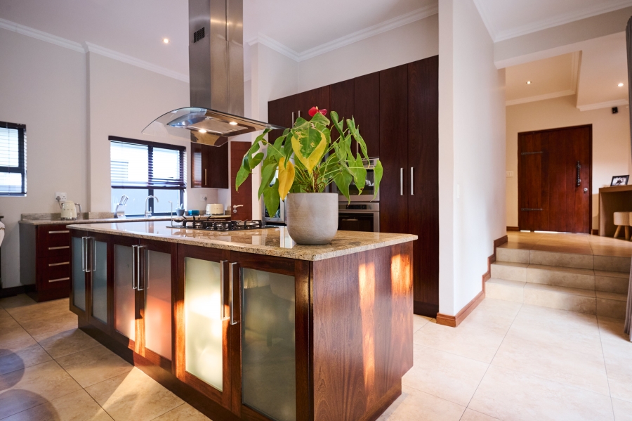 3 Bedroom Property for Sale in Waterfall Country Village Gauteng
