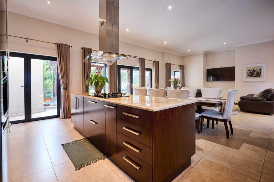 3 Bedroom Property for Sale in Waterfall Country Village Gauteng