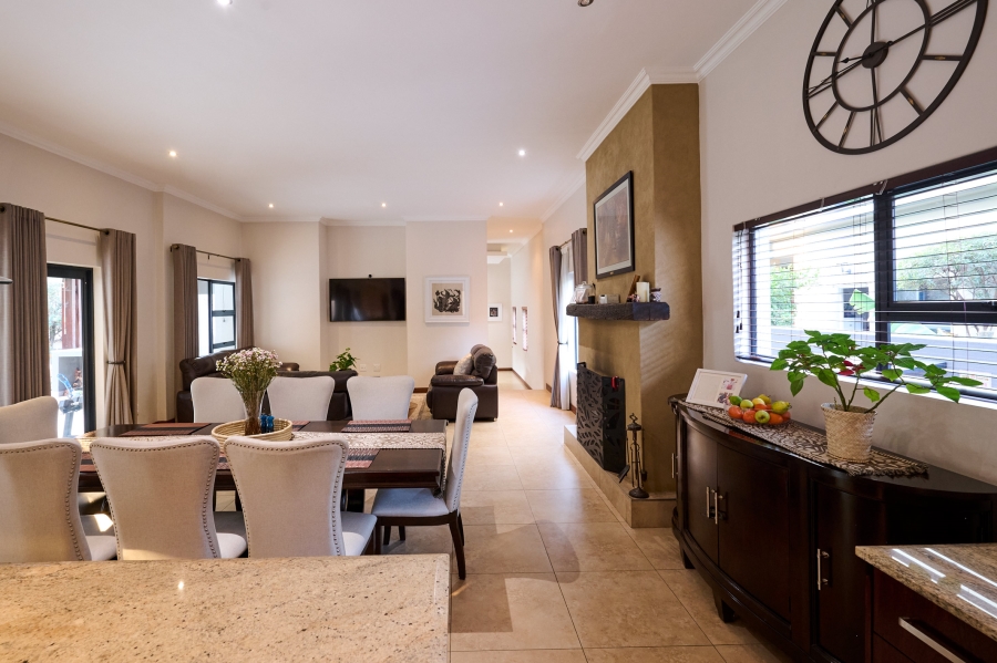 3 Bedroom Property for Sale in Waterfall Country Village Gauteng