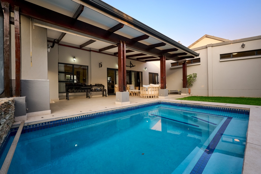 3 Bedroom Property for Sale in Waterfall Country Village Gauteng