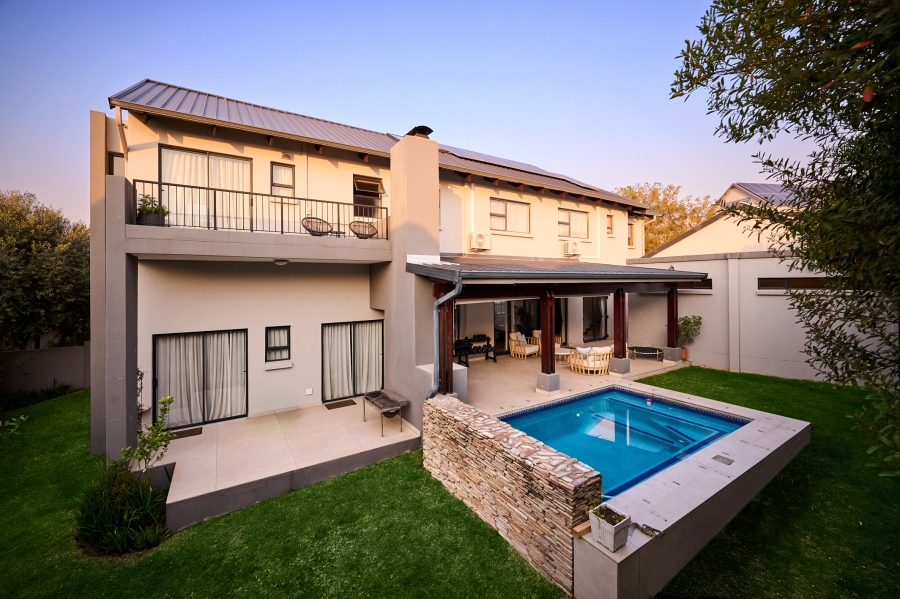 3 Bedroom Property for Sale in Waterfall Country Village Gauteng