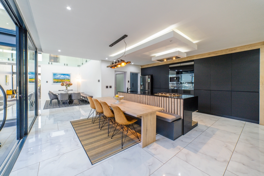 5 Bedroom Property for Sale in Steyn City Gauteng