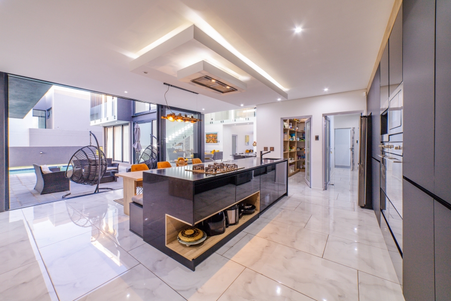 5 Bedroom Property for Sale in Steyn City Gauteng