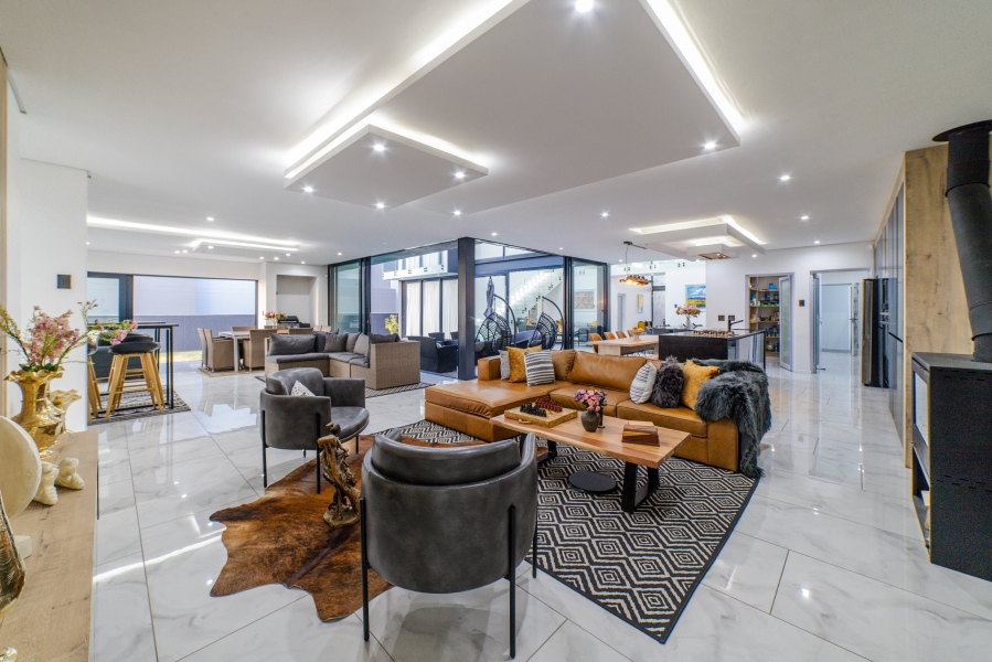5 Bedroom Property for Sale in Steyn City Gauteng
