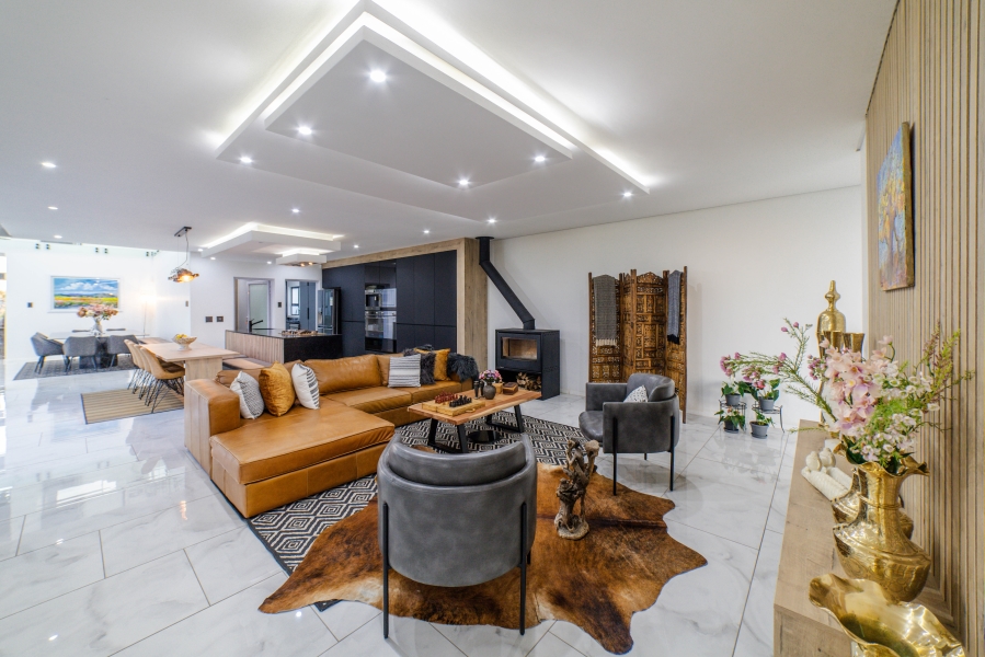 5 Bedroom Property for Sale in Steyn City Gauteng