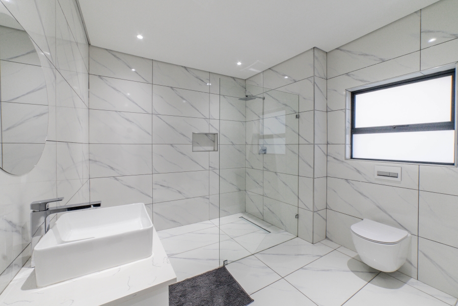 5 Bedroom Property for Sale in Steyn City Gauteng