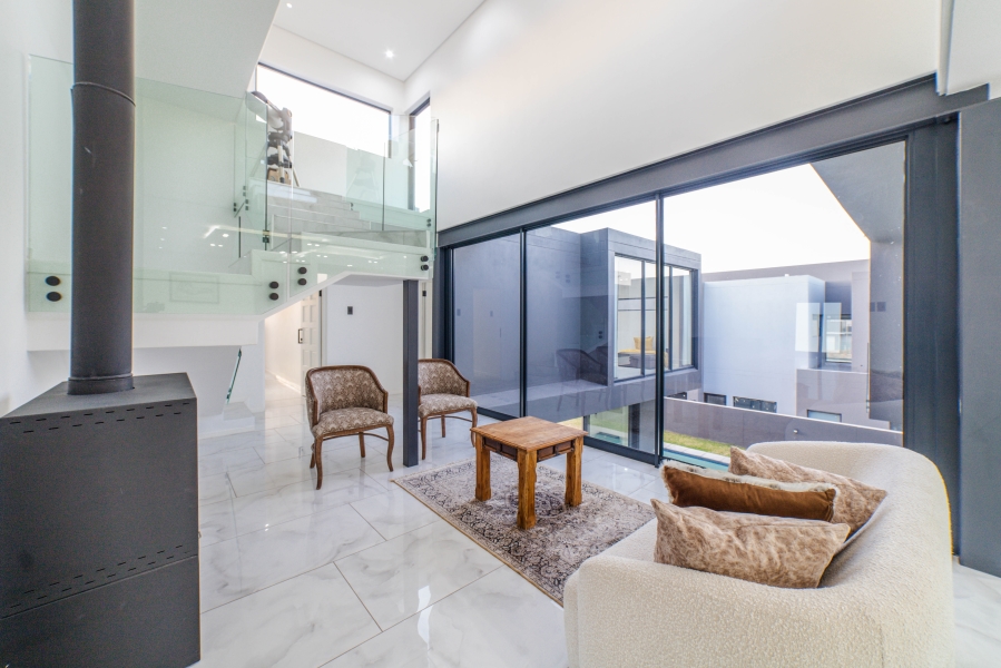 5 Bedroom Property for Sale in Steyn City Gauteng