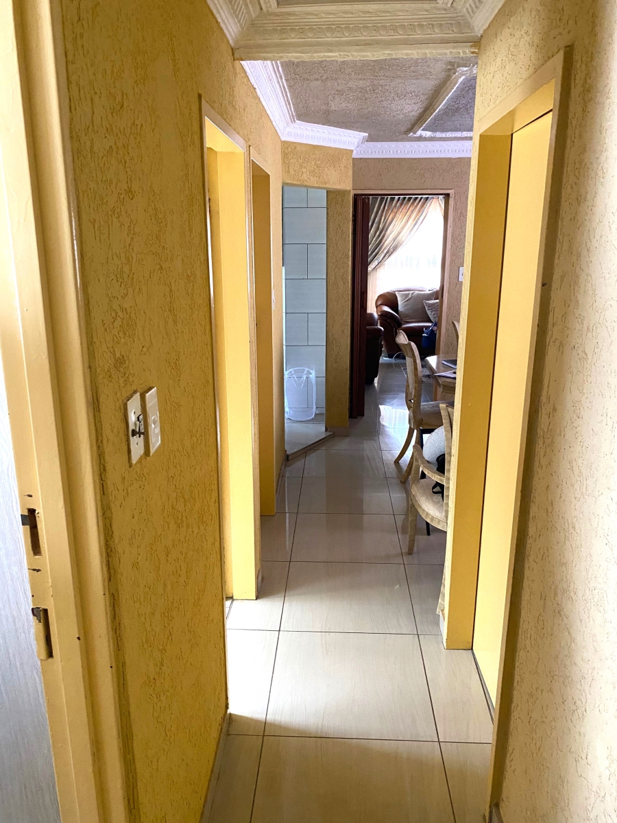 4 Bedroom Property for Sale in Vosloorus Gauteng