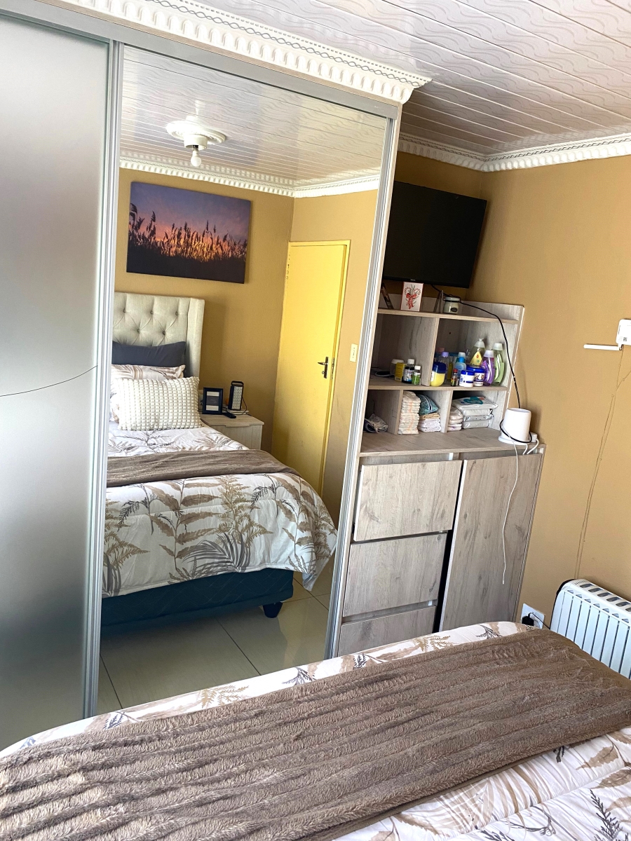 4 Bedroom Property for Sale in Vosloorus Gauteng