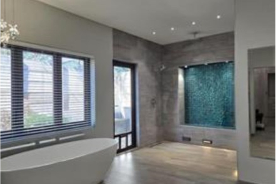 5 Bedroom Property for Sale in Randhart Gauteng