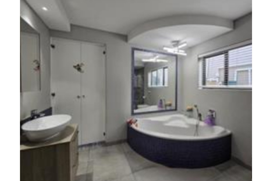 5 Bedroom Property for Sale in Randhart Gauteng