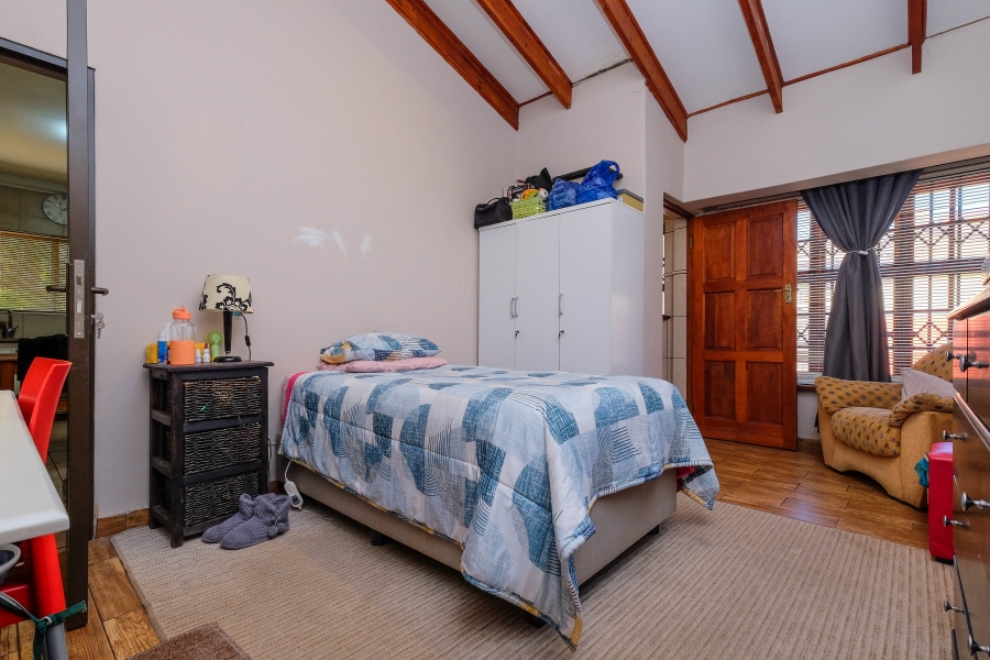 4 Bedroom Property for Sale in Rangeview Gauteng