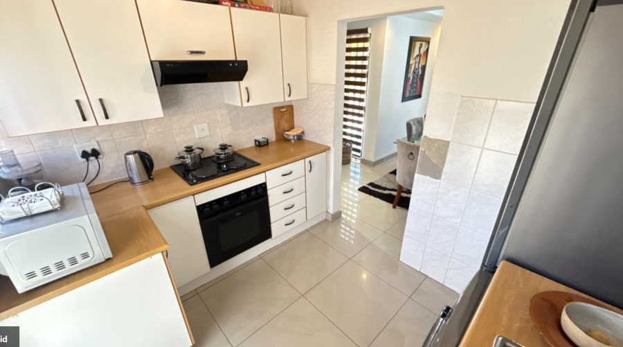 2 Bedroom Property for Sale in Roseacre Gauteng