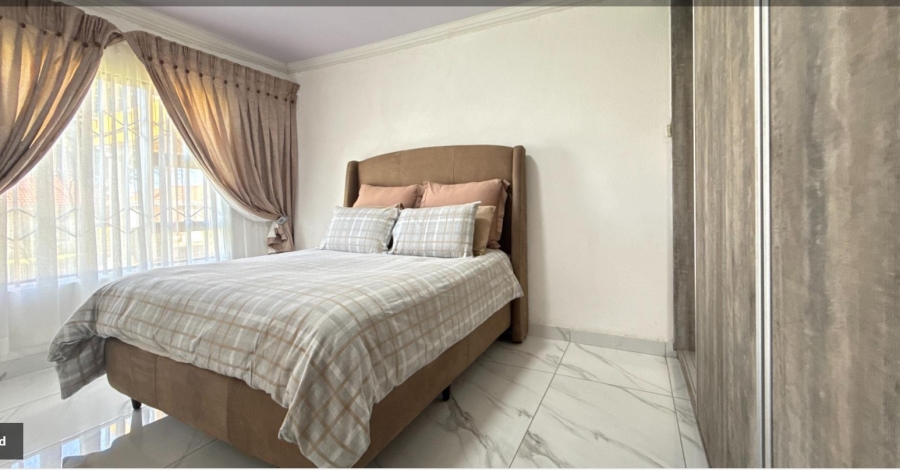 2 Bedroom Property for Sale in Roseacre Gauteng