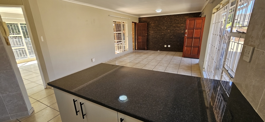 2 Bedroom Property for Sale in New Redruth Gauteng