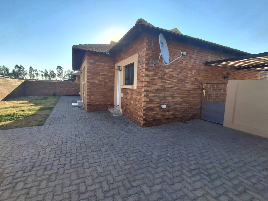 3 Bedroom Property for Sale in Helderwyk Gauteng