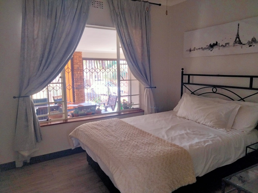 3 Bedroom Property for Sale in Sonneglans Gauteng