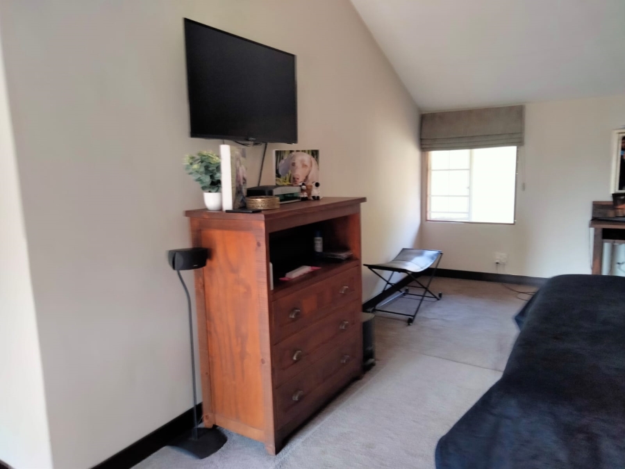 3 Bedroom Property for Sale in Sonneglans Gauteng