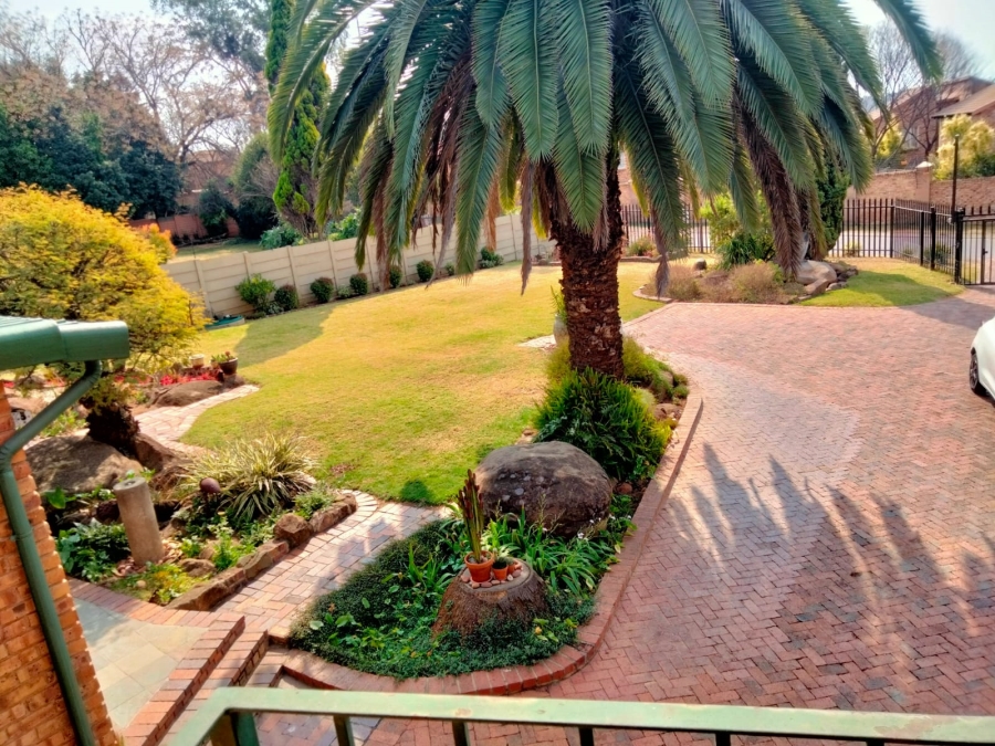 3 Bedroom Property for Sale in Sonneglans Gauteng