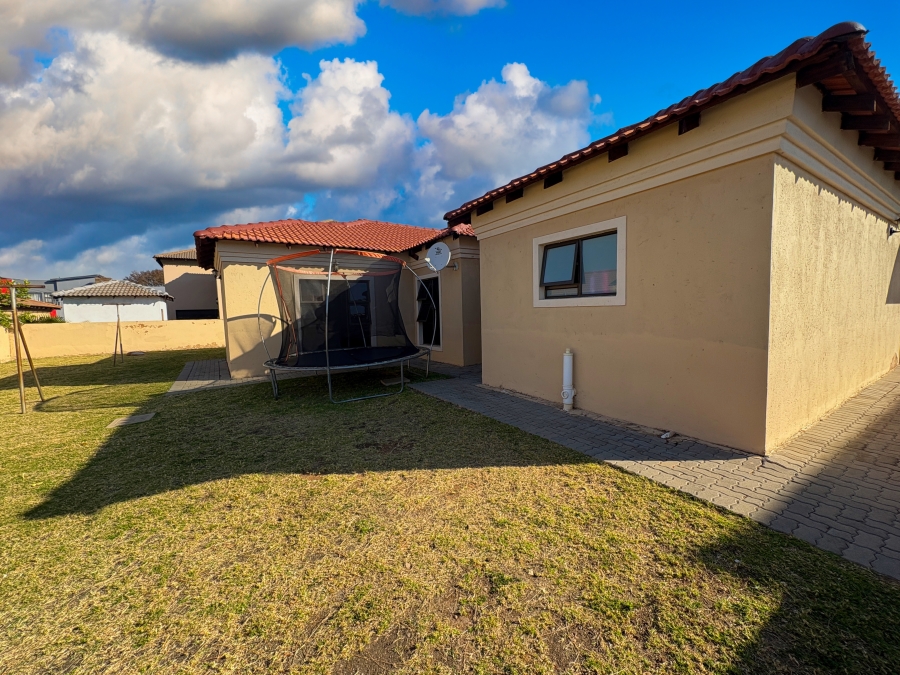 4 Bedroom Property for Sale in Theresa Park Gauteng