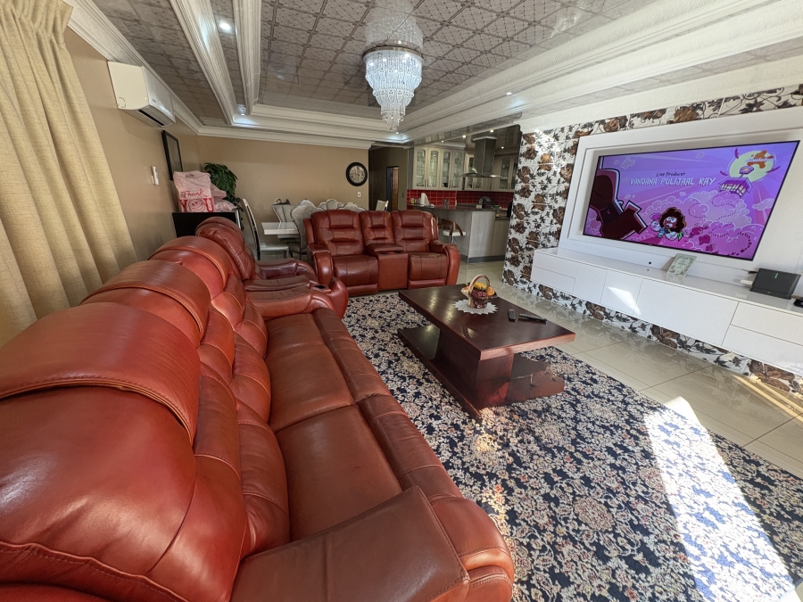 4 Bedroom Property for Sale in Theresa Park Gauteng