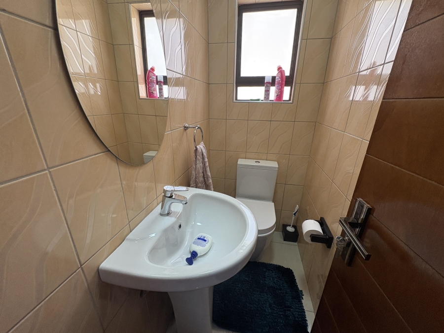 4 Bedroom Property for Sale in Theresa Park Gauteng
