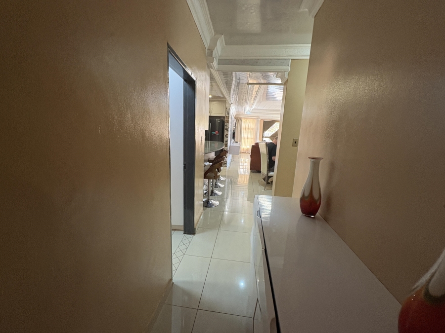 4 Bedroom Property for Sale in Theresa Park Gauteng