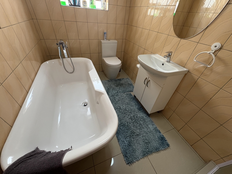 4 Bedroom Property for Sale in Theresa Park Gauteng