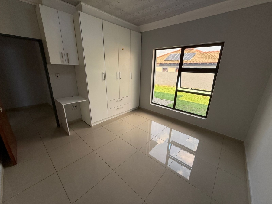 4 Bedroom Property for Sale in Theresa Park Gauteng