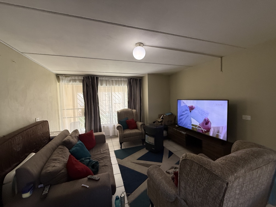 To Let 2 Bedroom Property for Rent in Beyers Park Gauteng