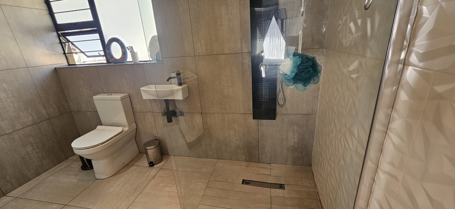 3 Bedroom Property for Sale in Raceview Gauteng