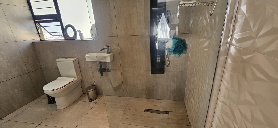 3 Bedroom Property for Sale in Raceview Gauteng