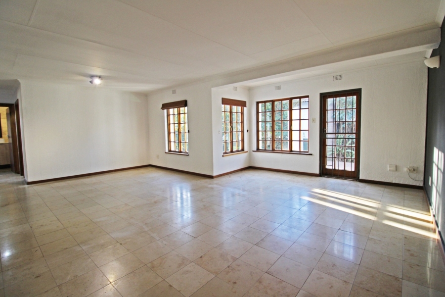 3 Bedroom Property for Sale in Bryanston Gauteng