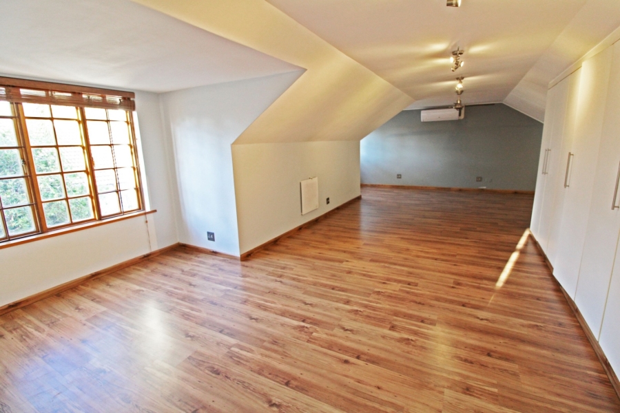3 Bedroom Property for Sale in Bryanston Gauteng