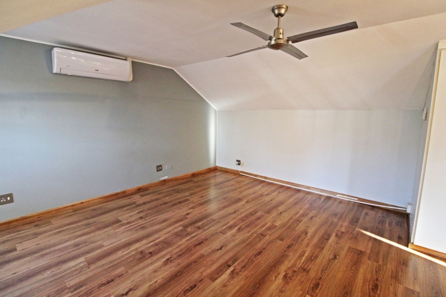 3 Bedroom Property for Sale in Bryanston Gauteng