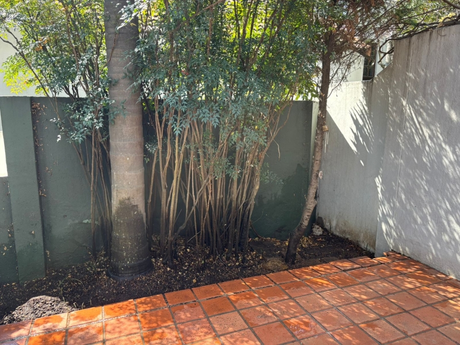 3 Bedroom Property for Sale in Bryanston Gauteng