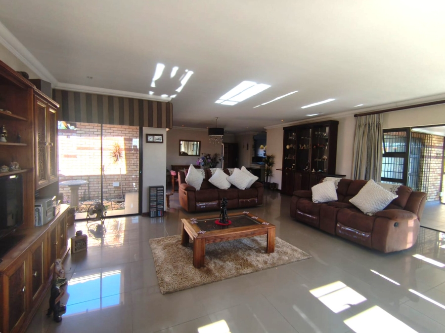 3 Bedroom Property for Sale in New Market Park Gauteng