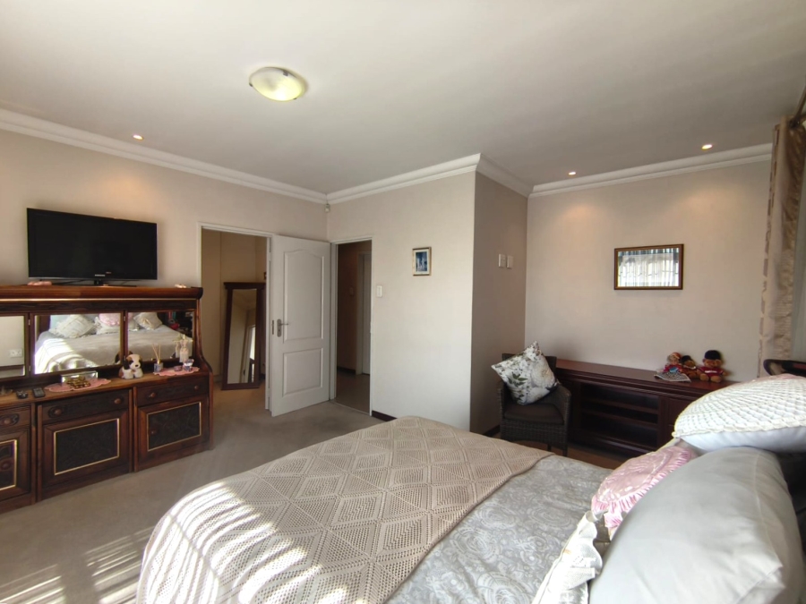 3 Bedroom Property for Sale in New Market Park Gauteng
