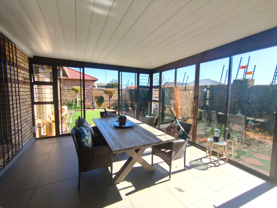 3 Bedroom Property for Sale in New Market Park Gauteng