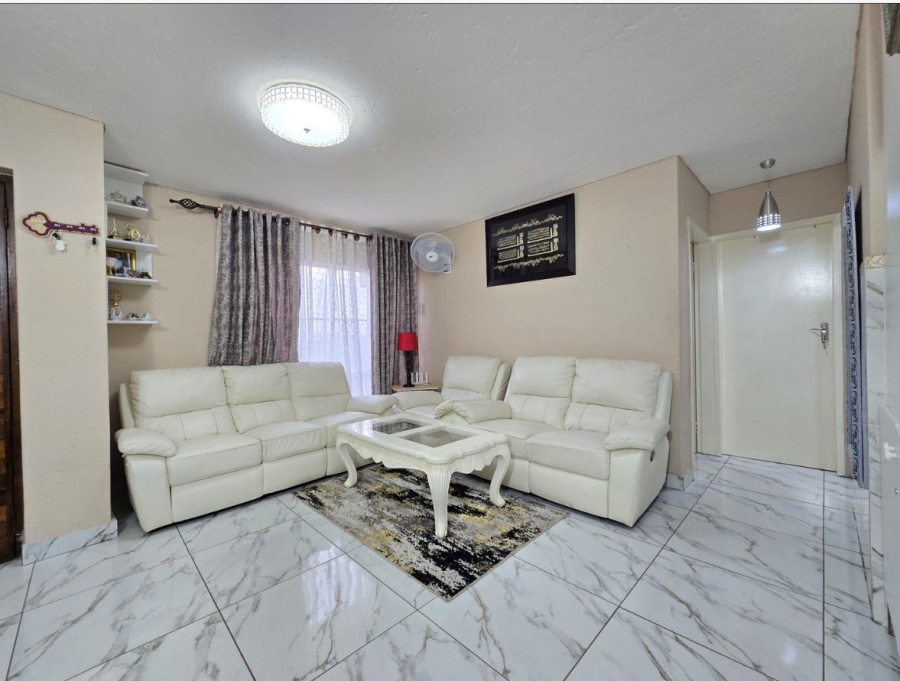 2 Bedroom Property for Sale in Ridgeway Gauteng